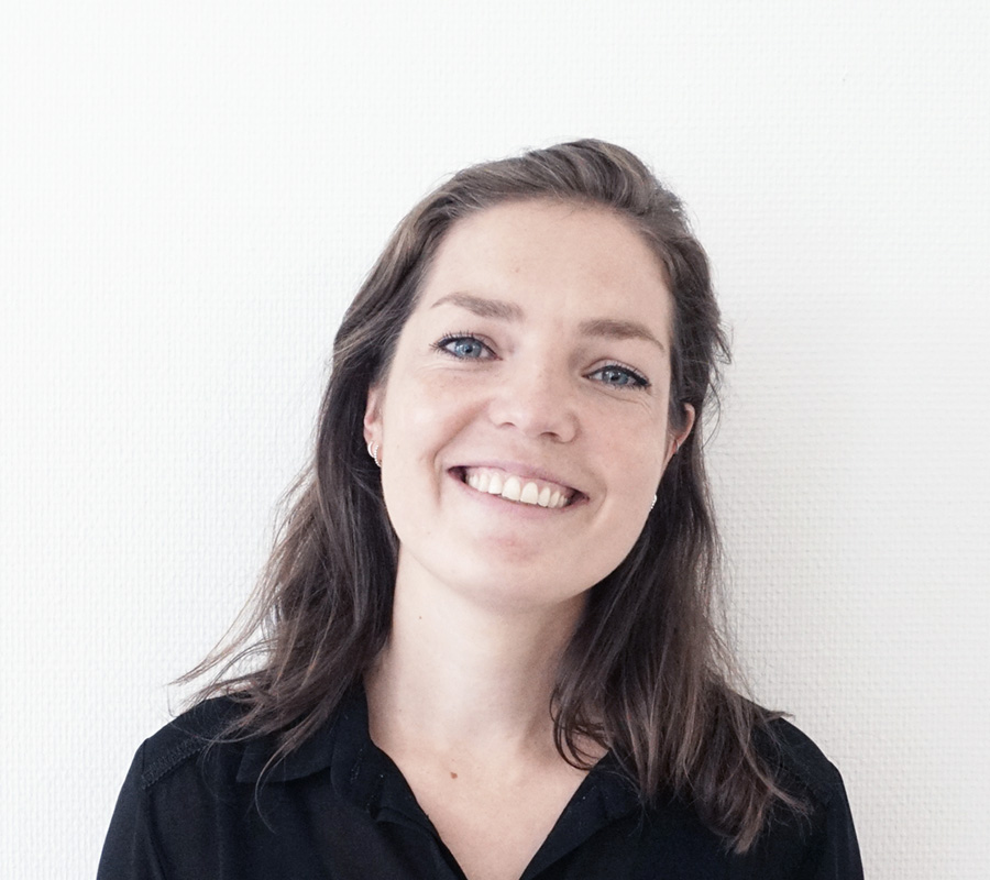 Defacto staff_Laura1